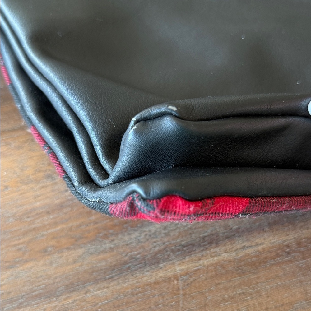 Red and Black Plaid Crossbody Bag - Picture 4 of 8